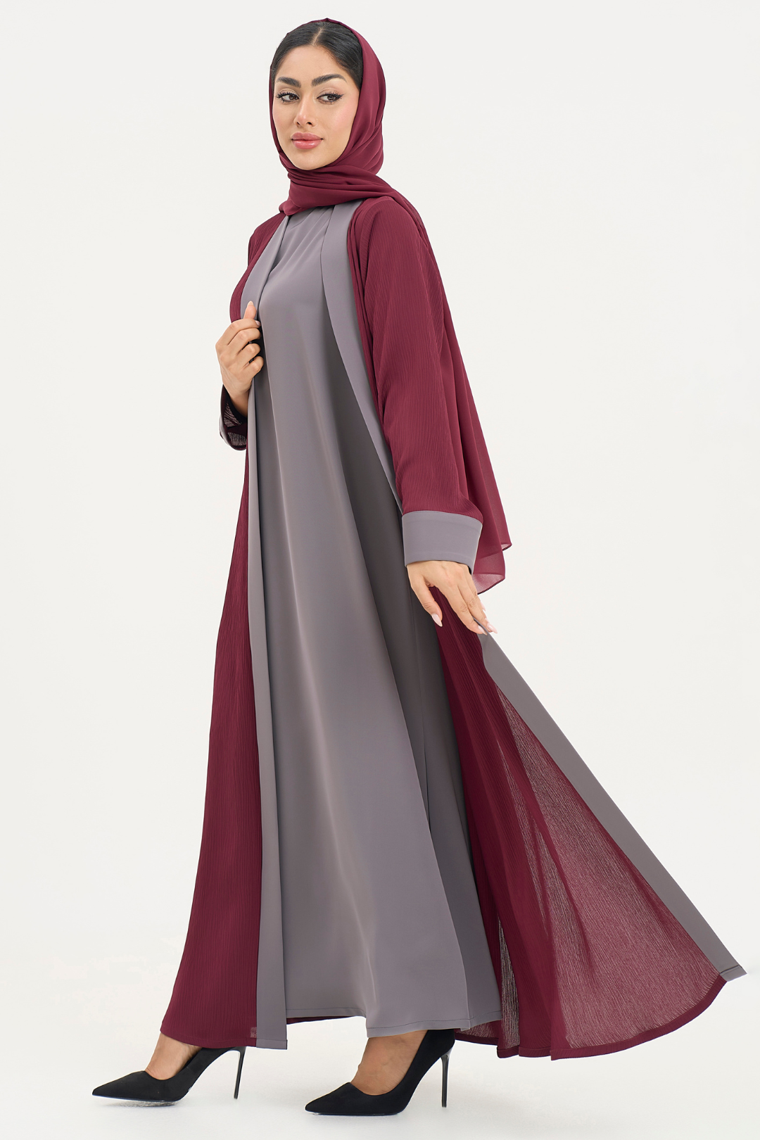 Noor Abaya