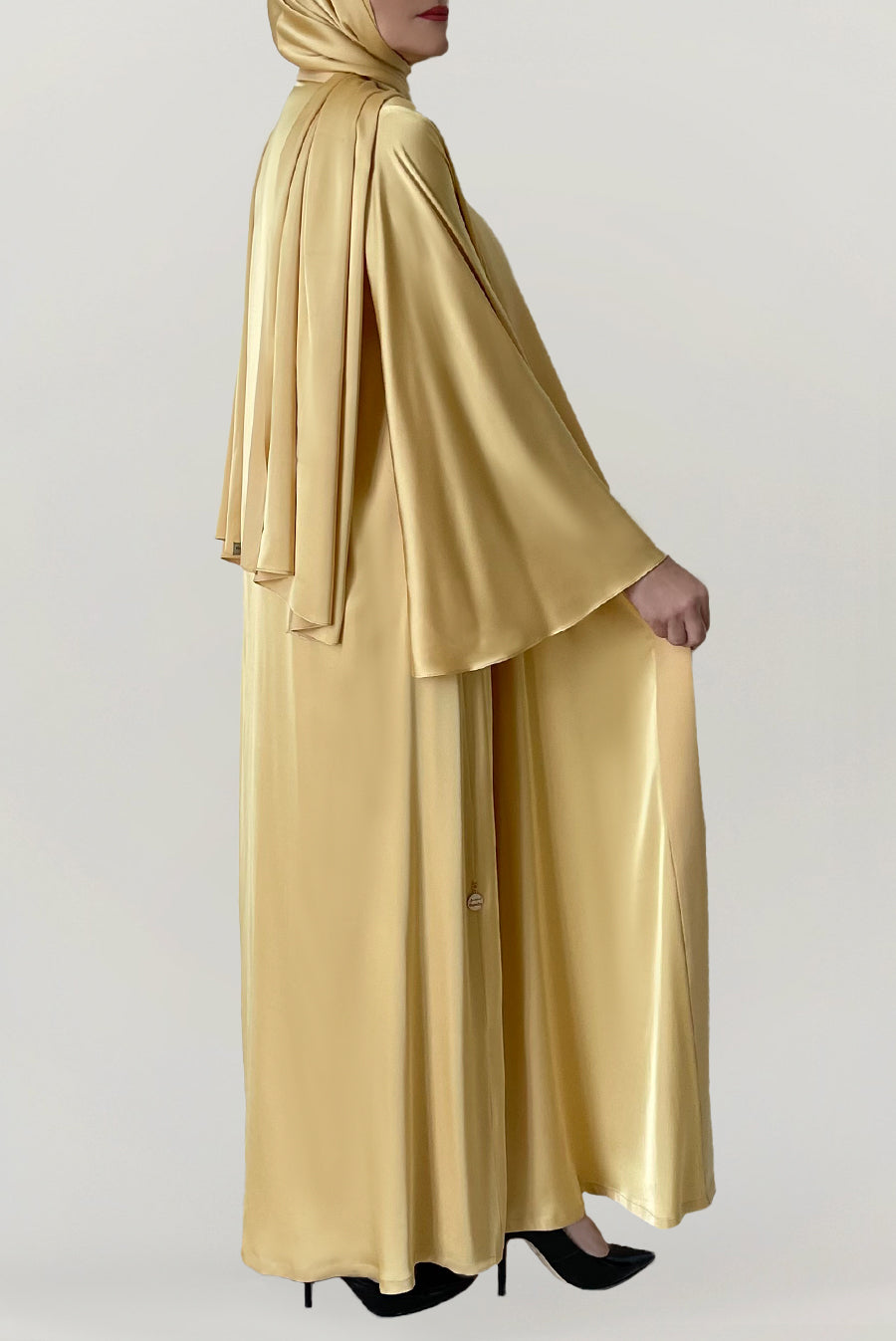 Jolly Abaya