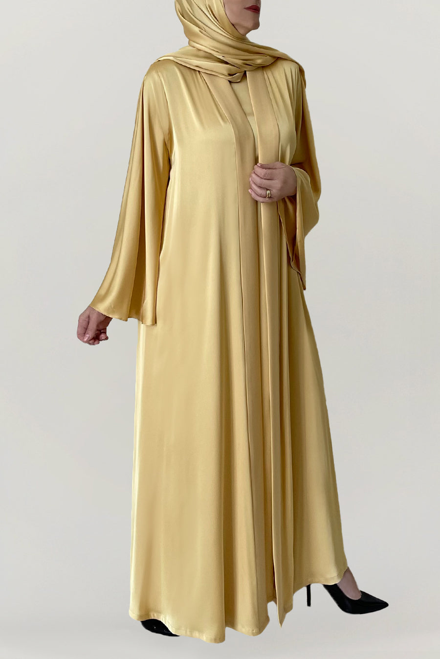 Jolly Abaya